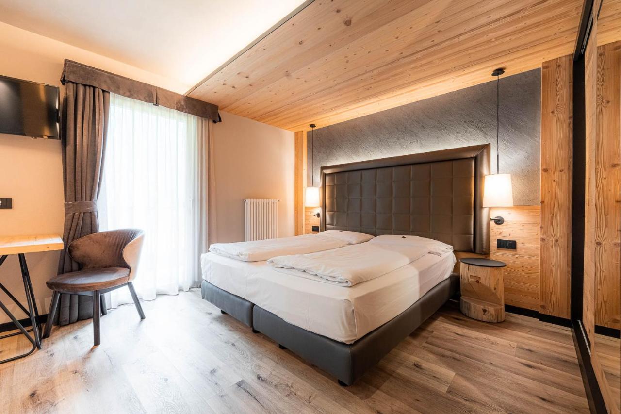 Bed and Breakfast Garni Letizia Campitello di Fassa Exterior foto
